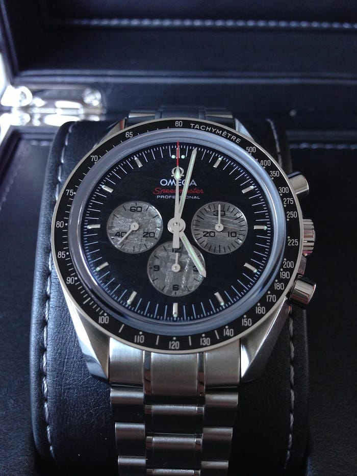 Omega speedmaster 2025 apollo soyuz meteorite