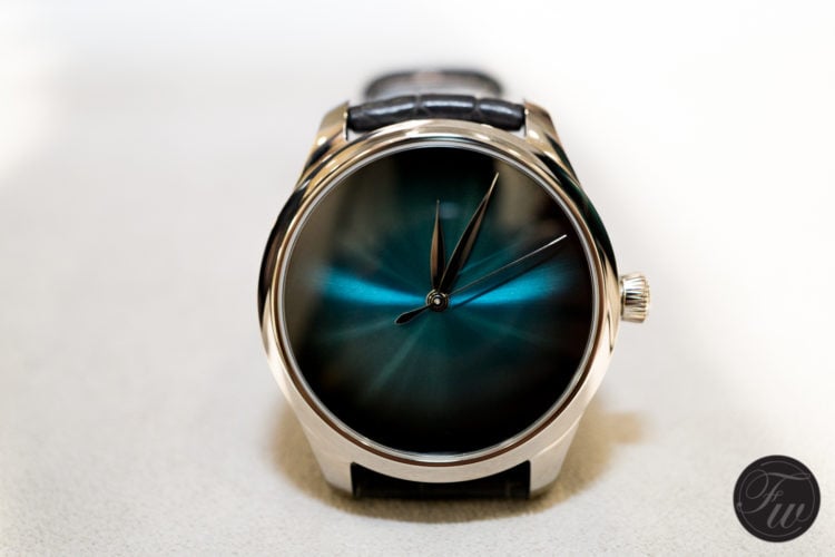 Endeavour Centre Seconds Concept Blue Lagoon By H. Moser & Cie