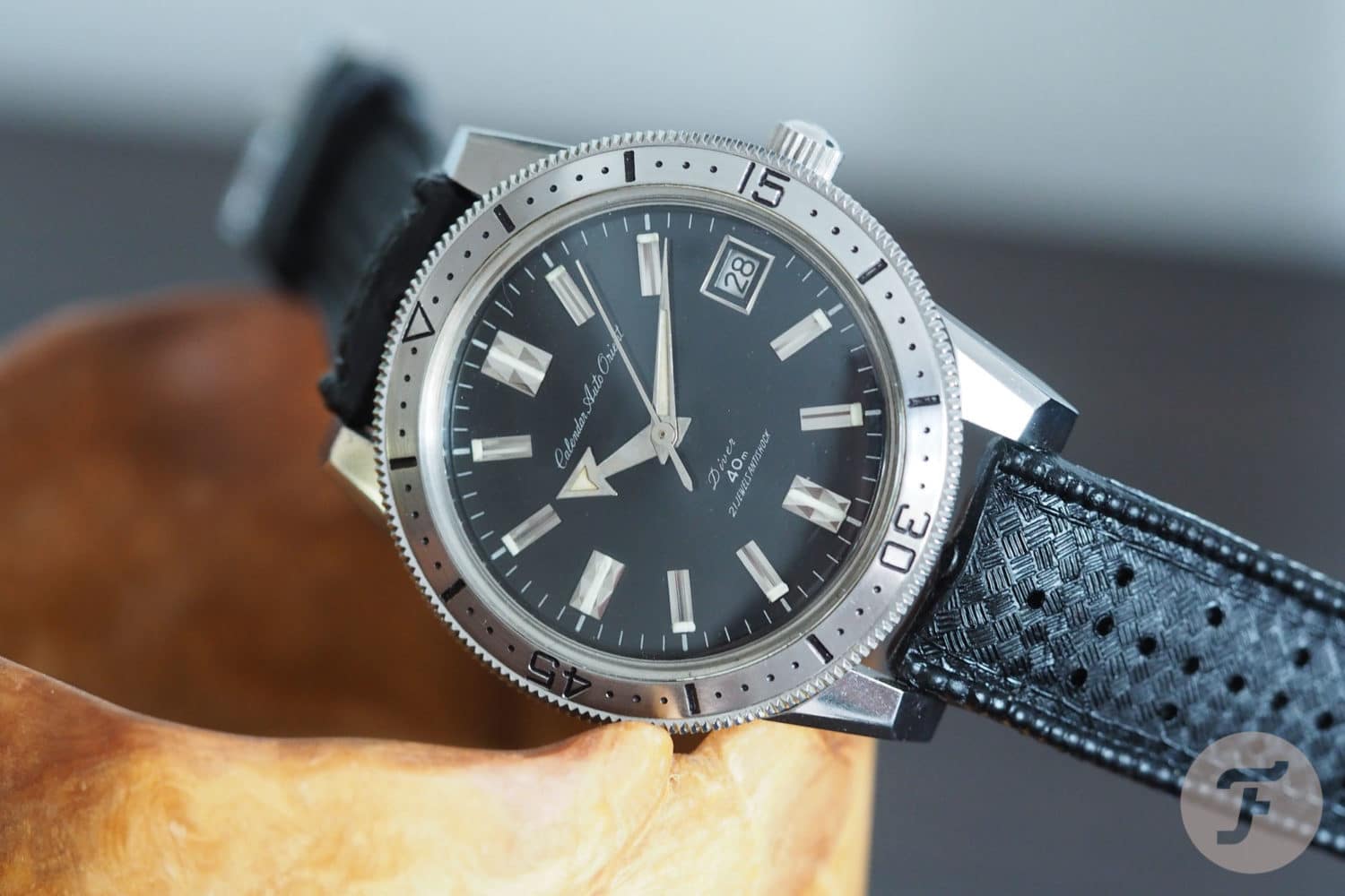 #TBT Calendar Auto Orient Diver Ref. T19735