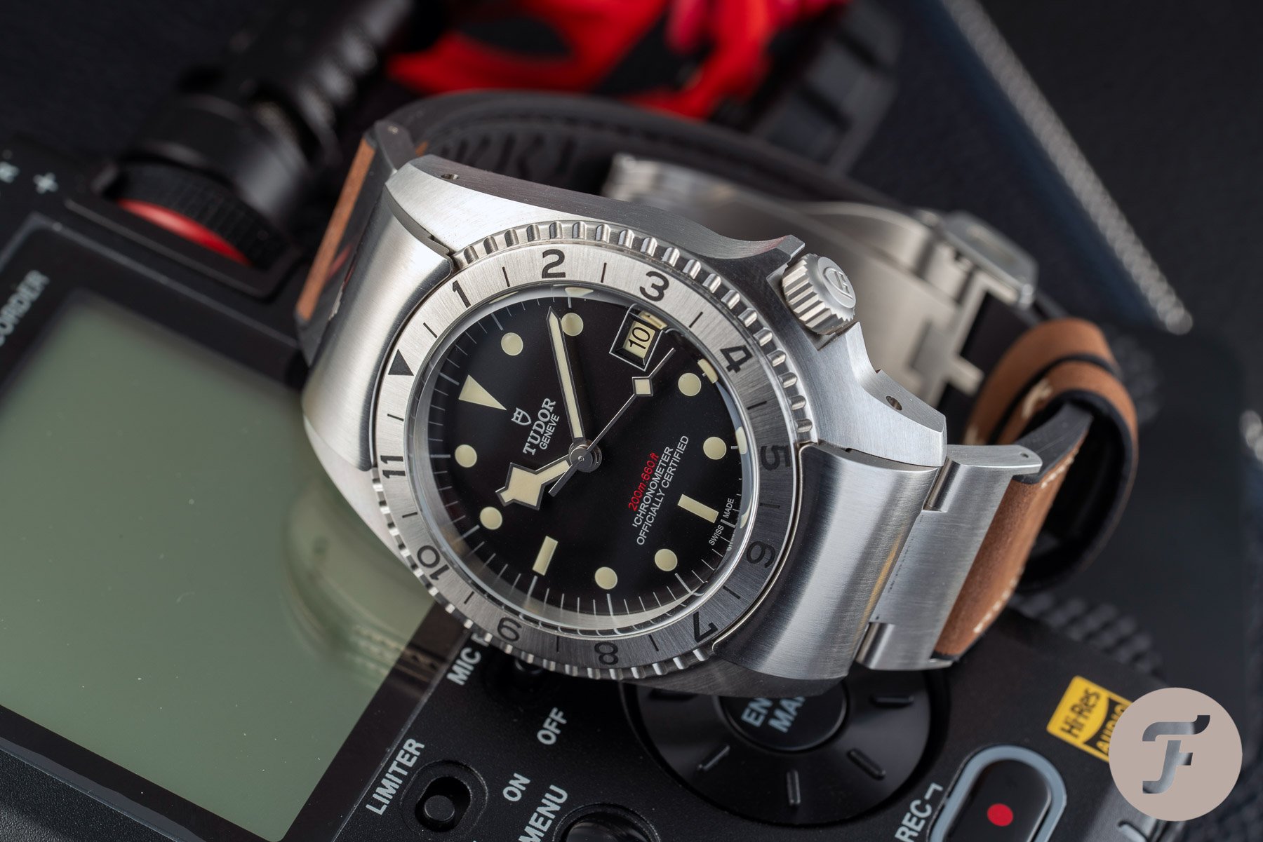 Tudor po1 online