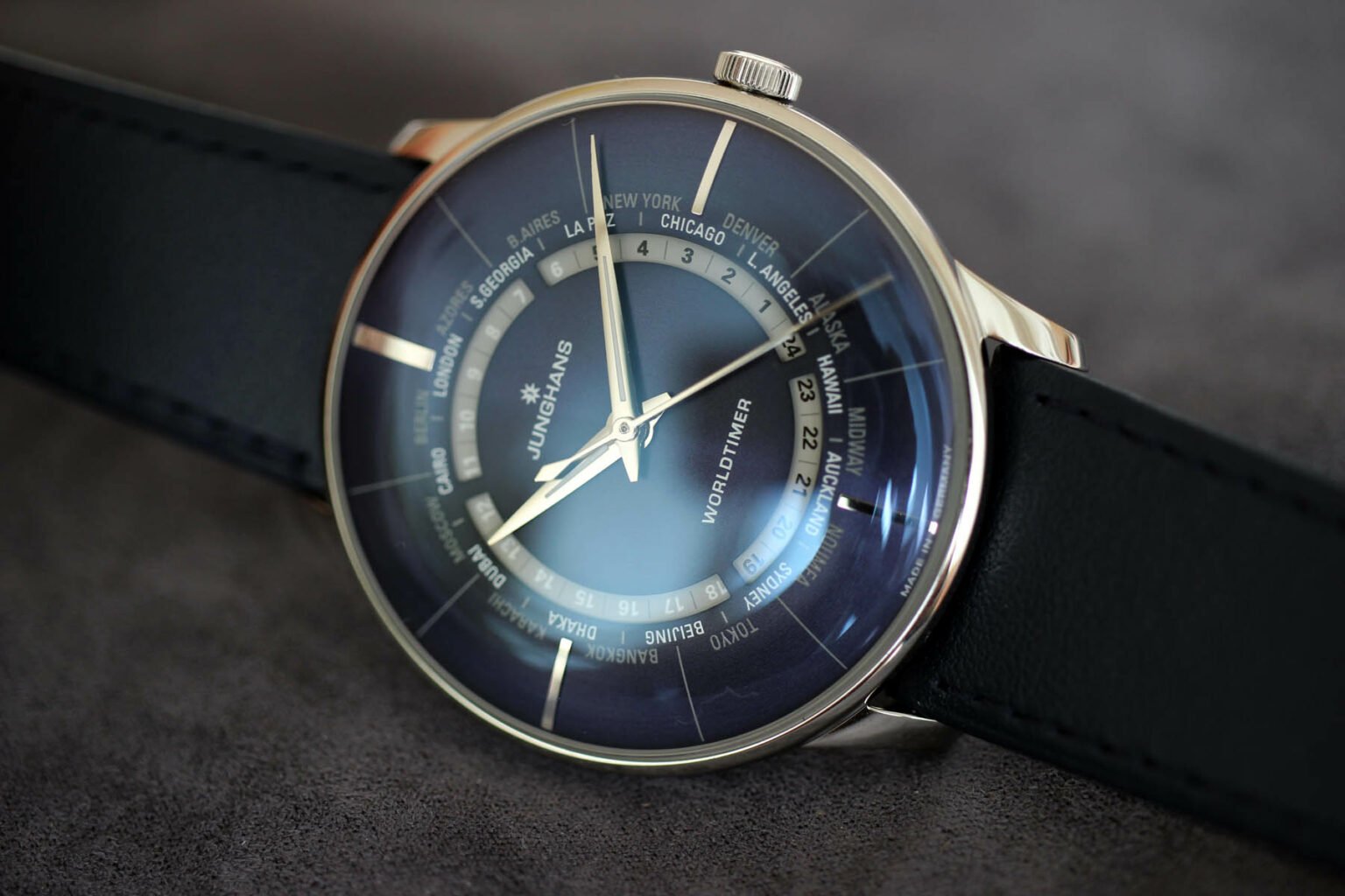 Hands-On With The Junghans Worldtimer 027/43010.02