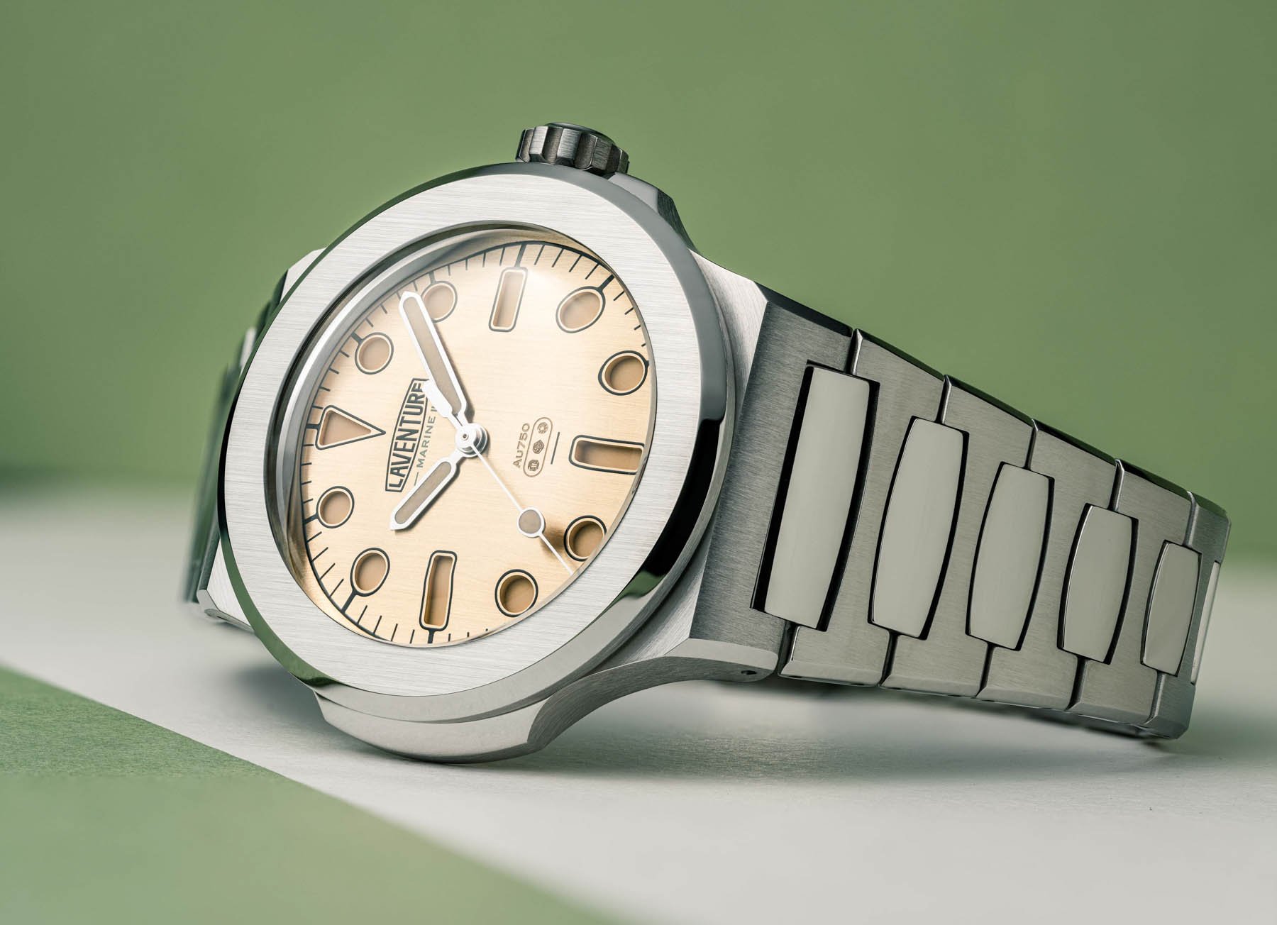 As the Patek Philippe Nautilus 5711 gets discontinued, just how