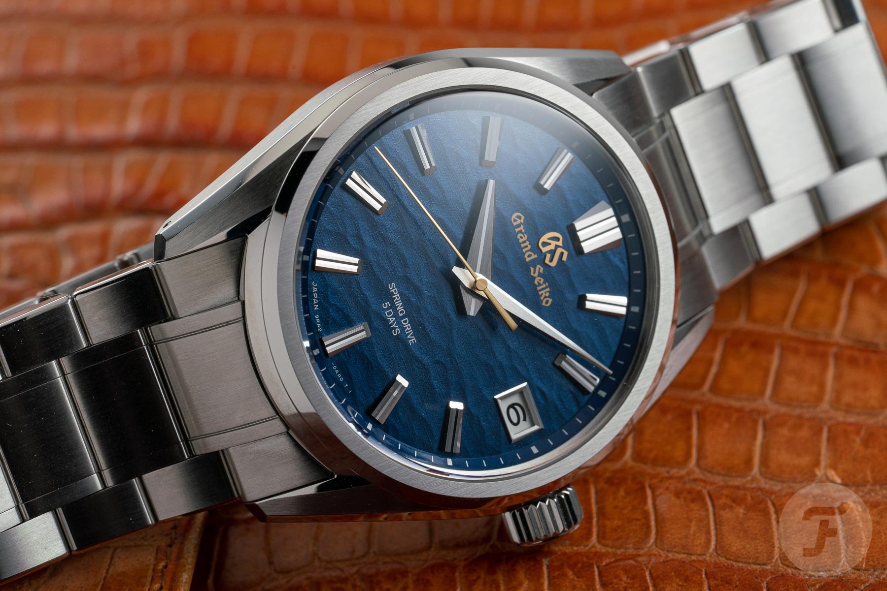 The Grand Seiko SLGA007 Limited Edition Watch (2021)