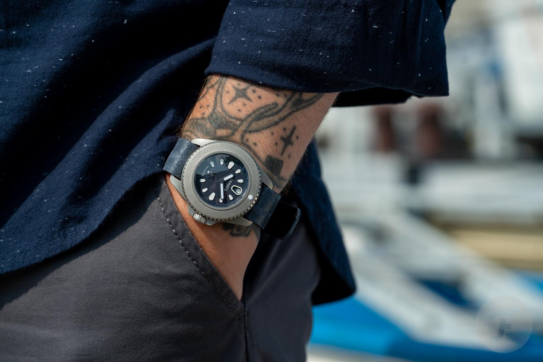 【f】hands-on Review: The Ianos Mihanikos Dive Watch (2021)