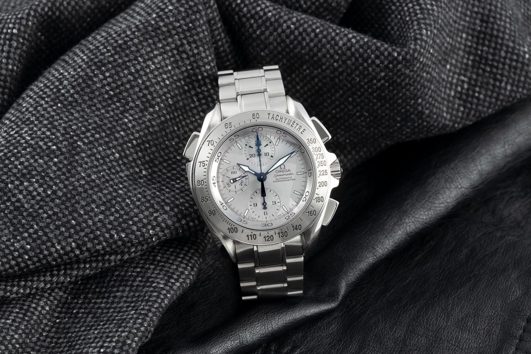 Omega speedmaster split outlet seconds