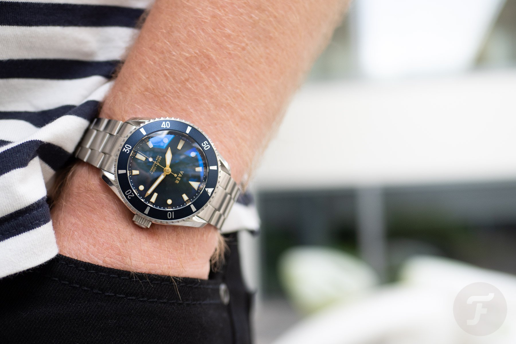 【F】 Hands-On With The Vaer Meridian And Arctic Dive Watches