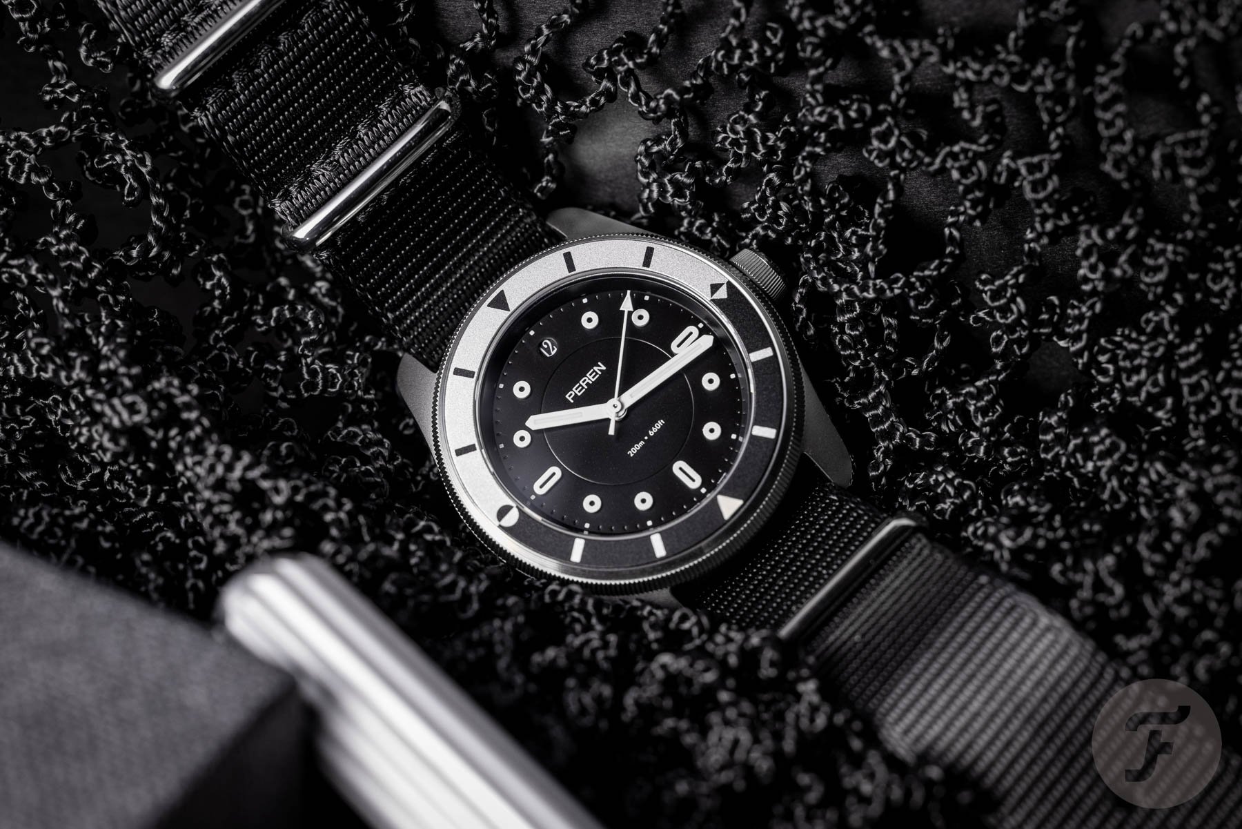 Minimalist dive sale watch