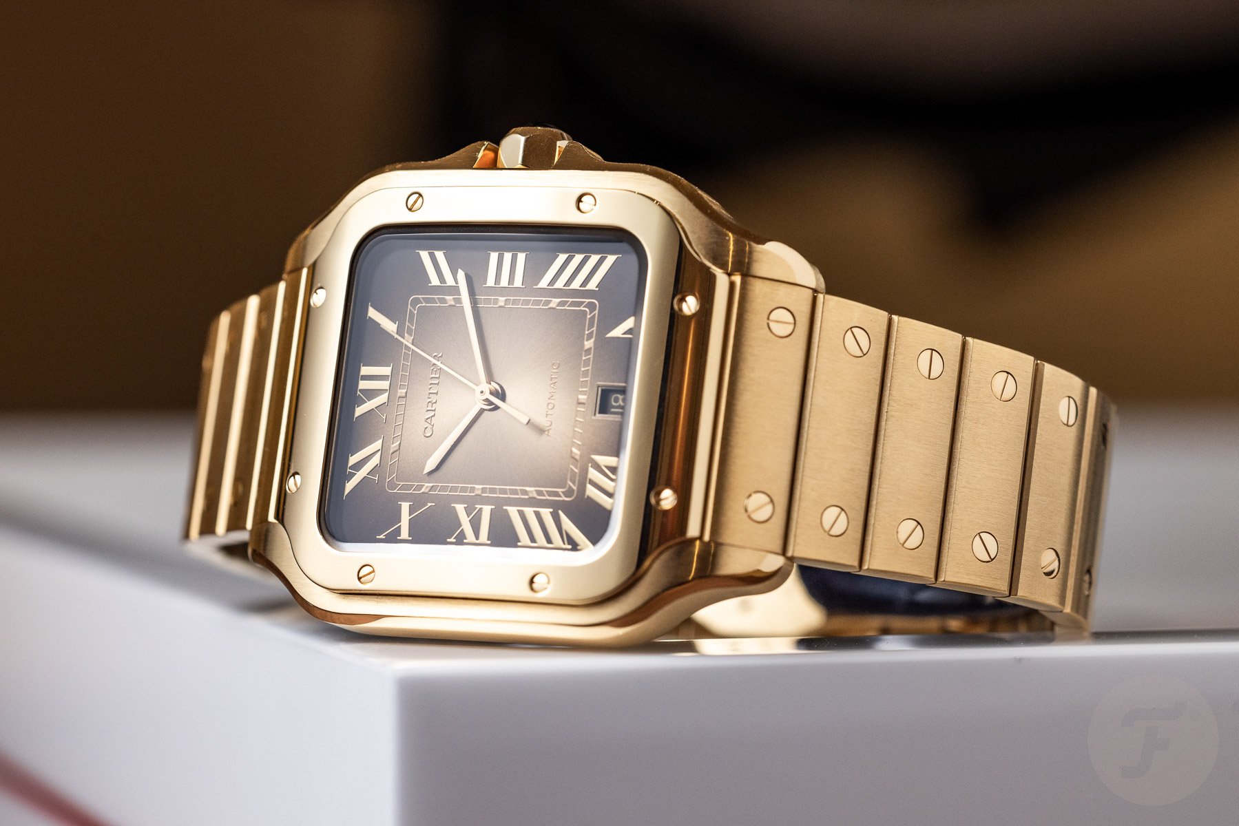 gold Cartier Santos WGSA0095