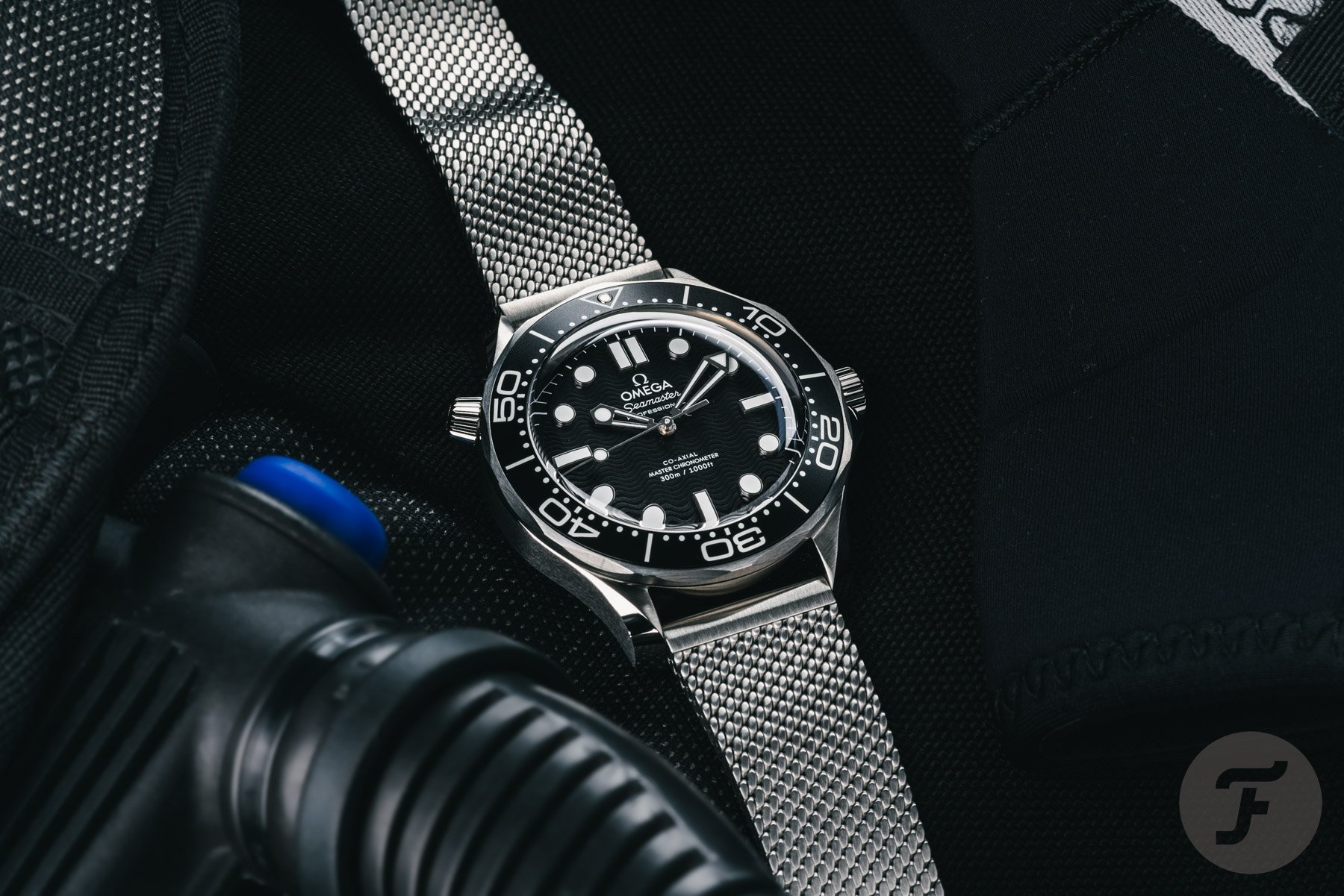 Omega Seamaster Diver 300M Black Diving Equipment