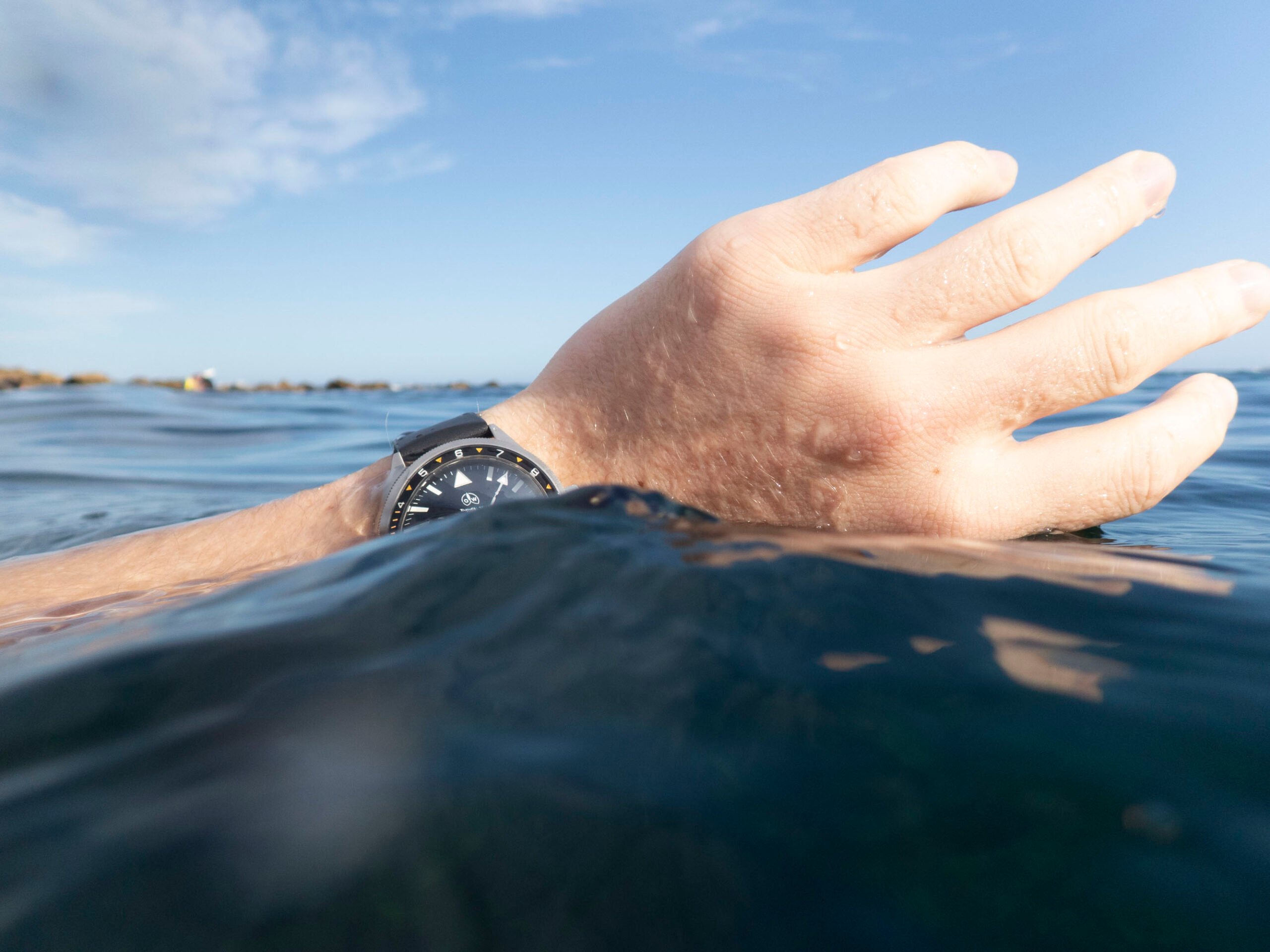 Ollech & Wajs C-1000 wrist shot, half submerged