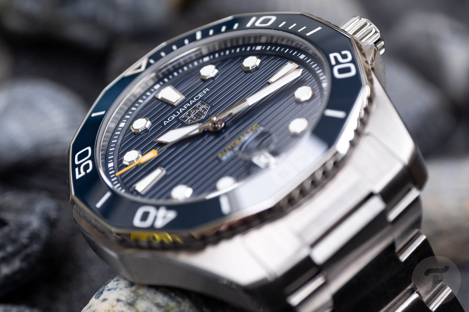 2021 TAG Heuer Aquaracer Professional 300 Automatic Collection Review