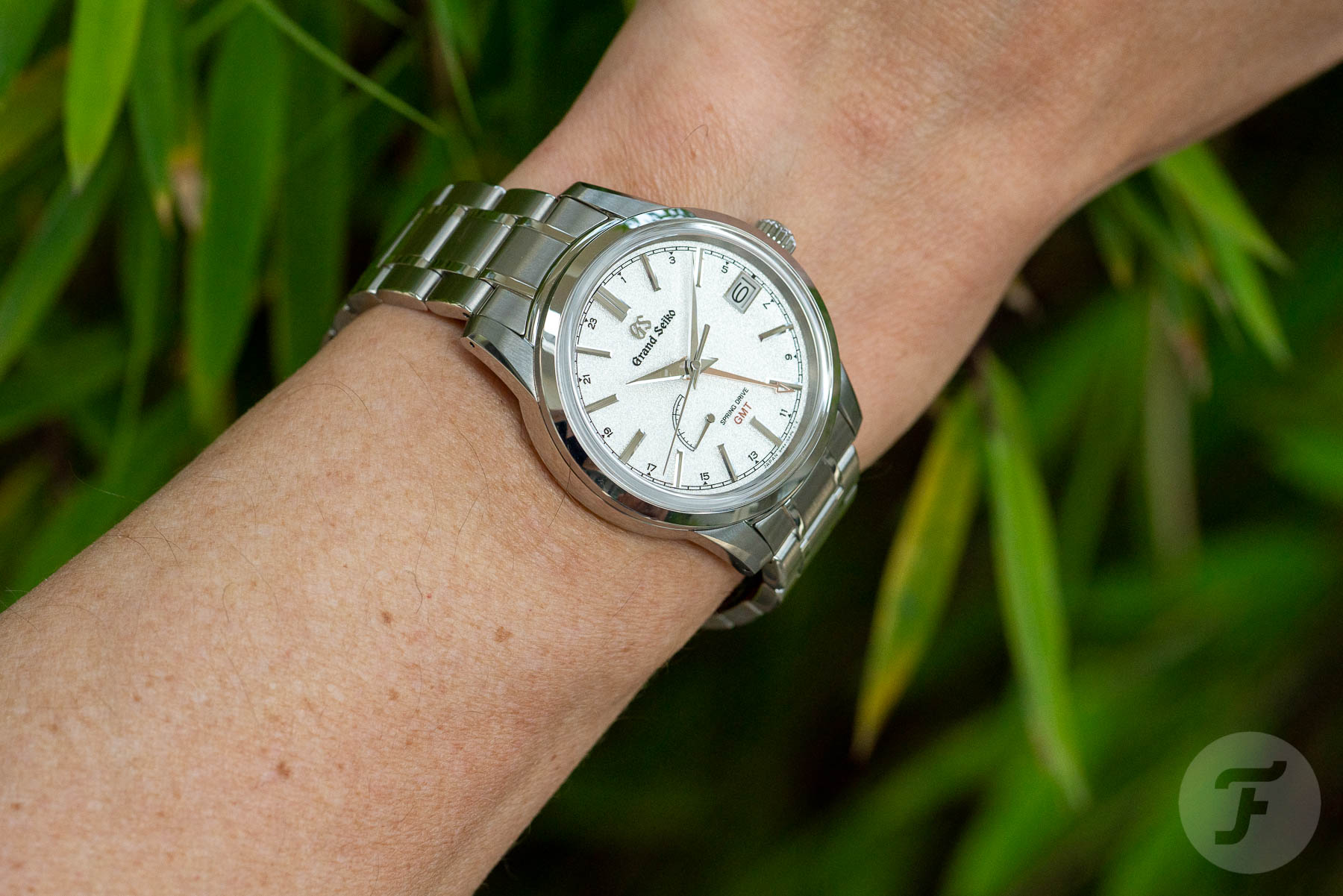 The Grand Seiko SBGE269 And SBGE271 GMT Watches Are An Unexpected