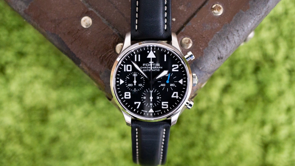 Fortis Pilot Classic Chronograph - Hands on Review